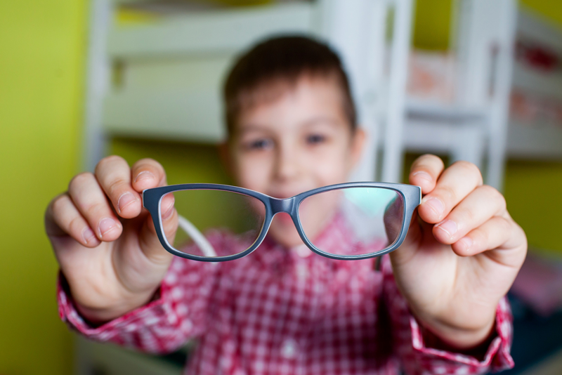 ¿por Qué Es Importante Frenar La Miopía En Niños Óptica Torres